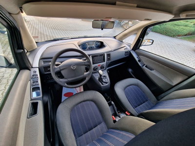 Lancia Musa 1.4 Argento Ecochic GPL (11)