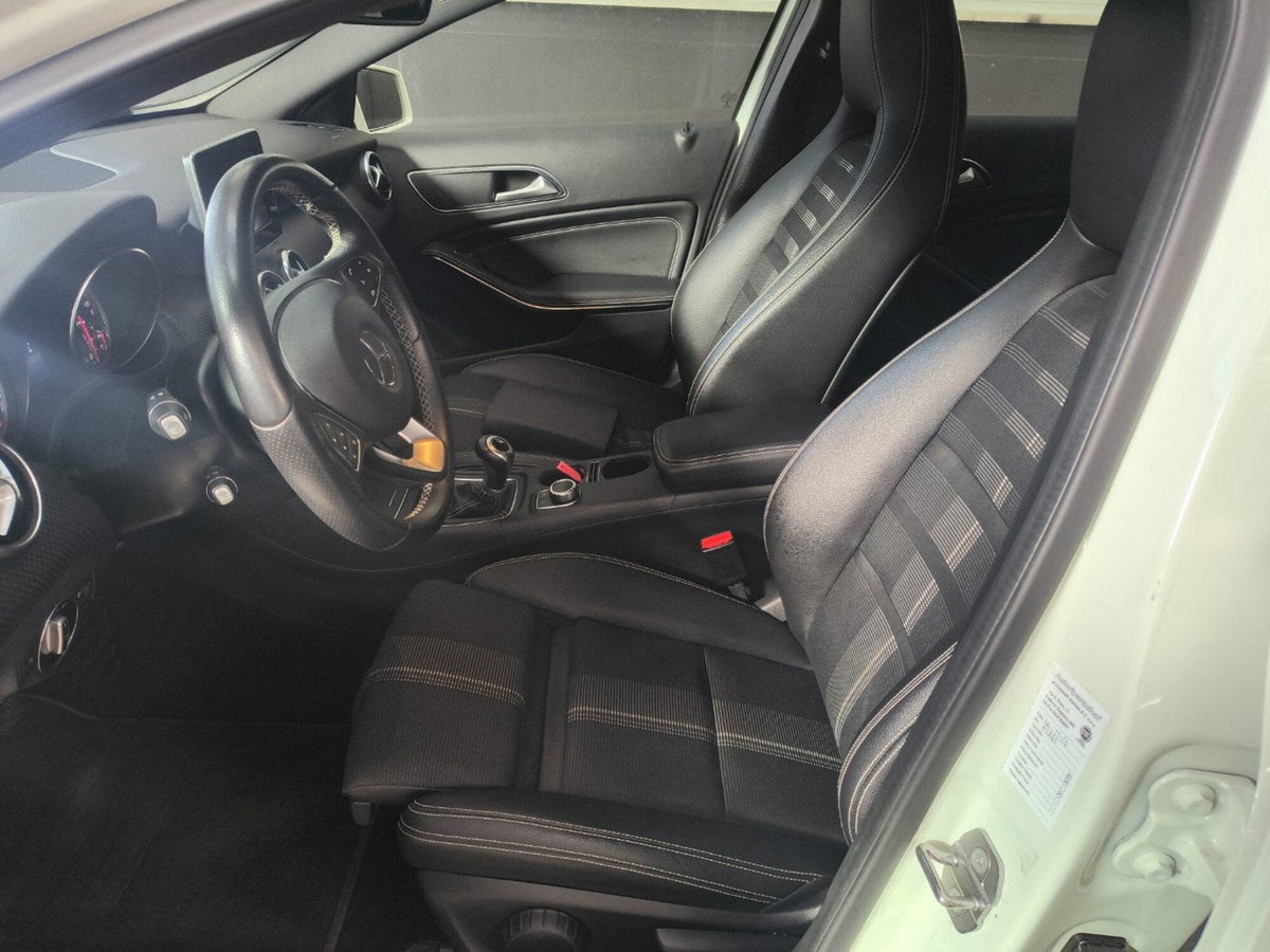 Mercedes-Benz Classe A 180 d Executive (10)