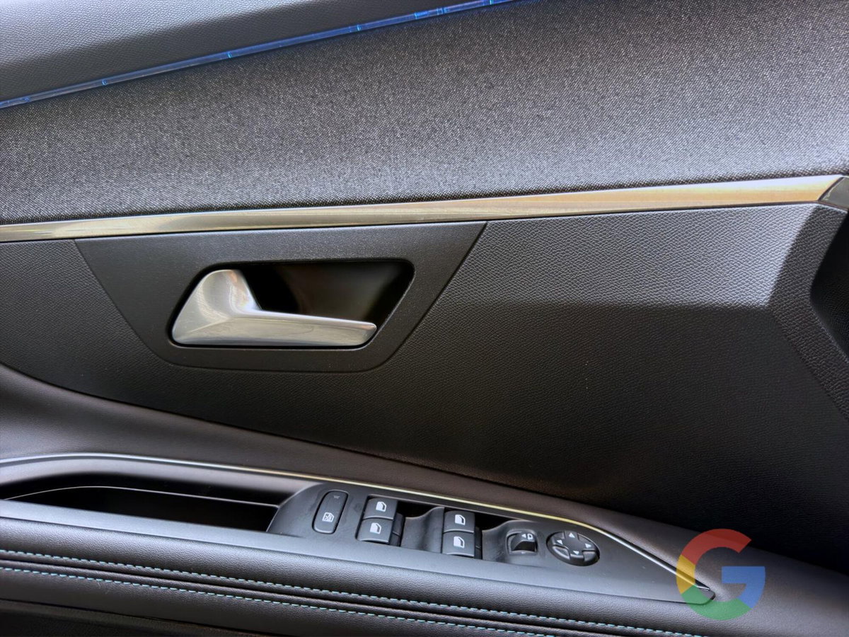 Peugeot 3008 Hybrid 225 e-EAT8 Allure Pack (14)