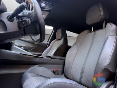 Peugeot 3008 Hybrid 225 e-EAT8 Allure Pack (8)