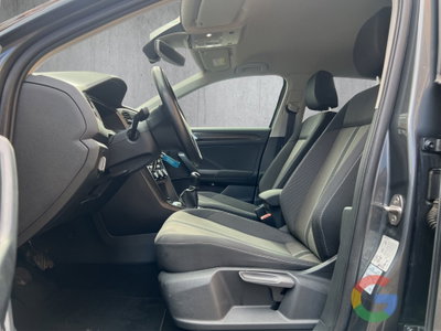 Volkswagen T-Roc 1.0 tsi Style 115cv (8)