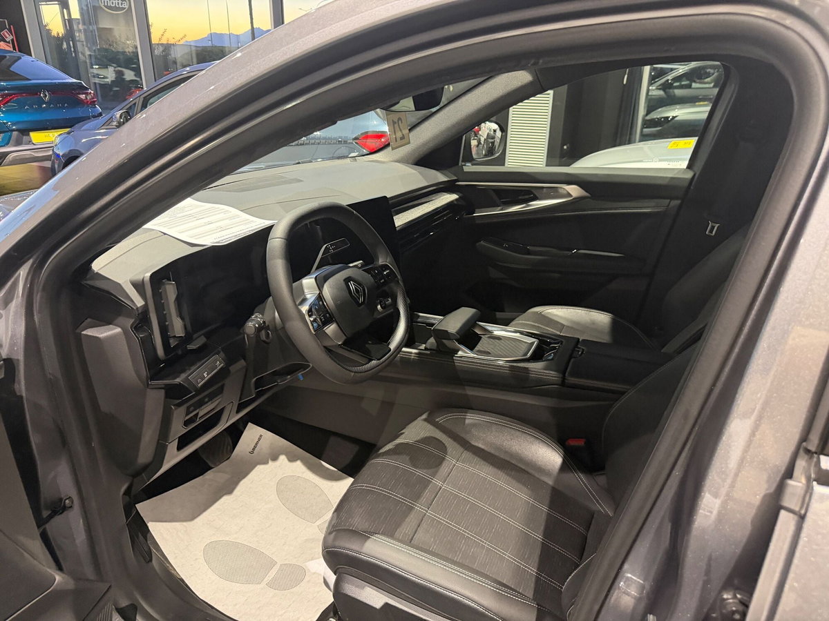 Renault Austral 1.2 full hybrid Techno 200cv auto (7)