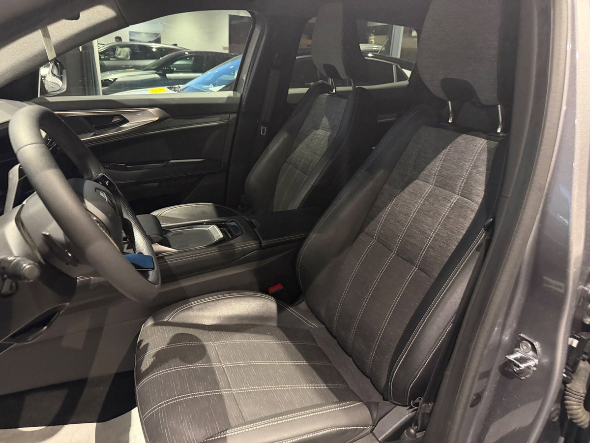 Renault Austral 1.2 full hybrid Techno 200cv auto (8)