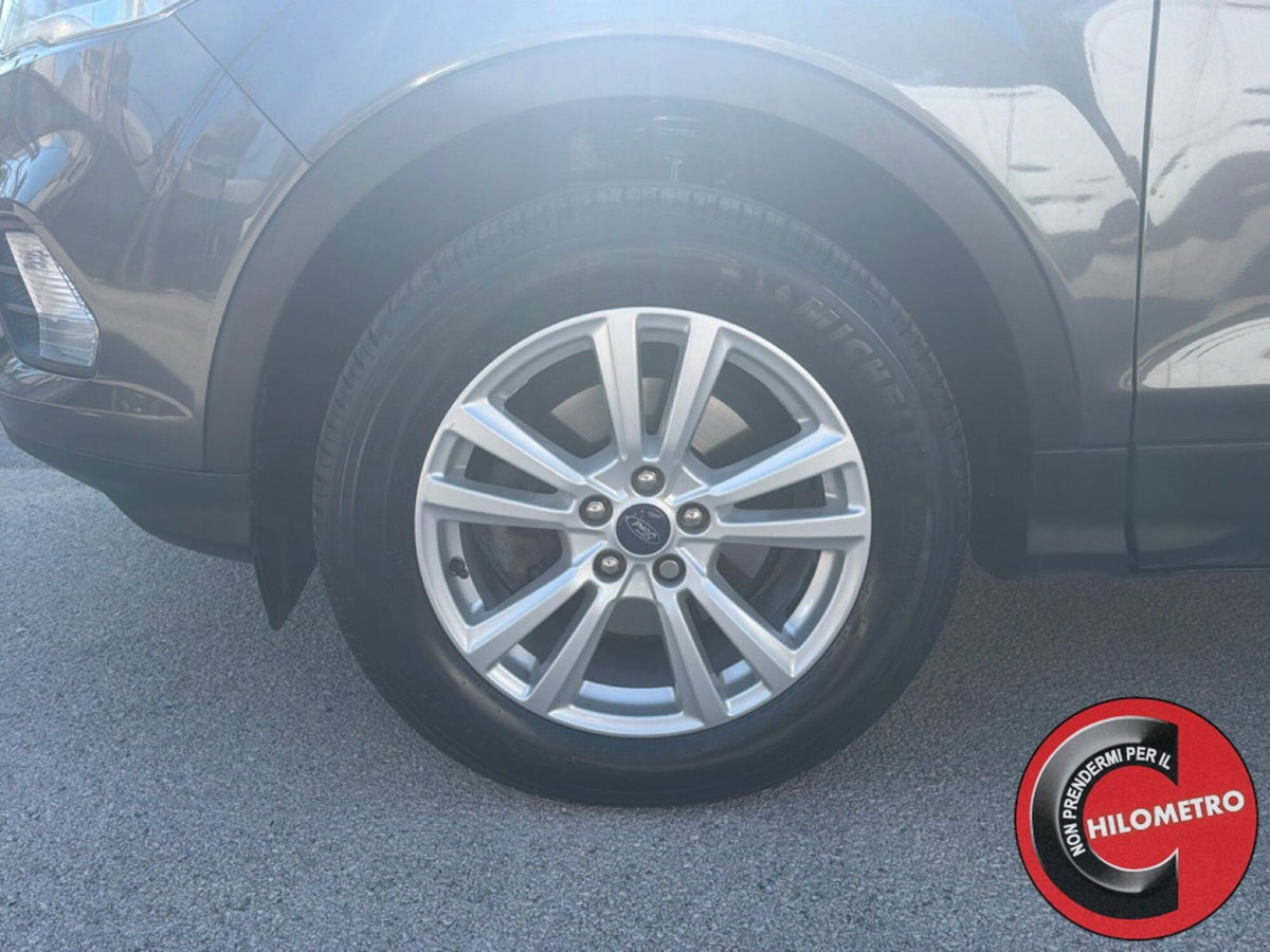 Ford Kuga 1.5 EcoBlue 120 CV 2WD Titanium (12)