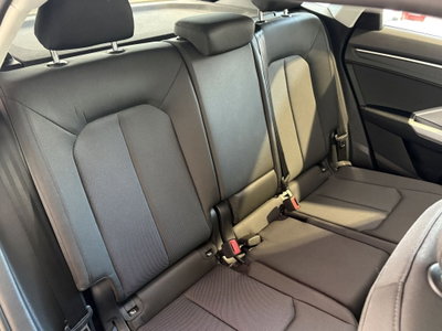 Audi Q3 Sportback 45 TFSI e S tronic Business Plus (15)
