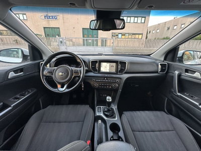 Kia Sportage 1.6 GDI 132 CV 2WD Business Class (12)