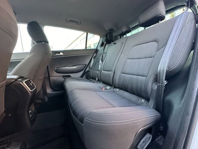 Kia Sportage 1.6 GDI 132 CV 2WD Business Class (13)