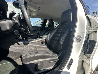 Mercedes-Benz GLA SUV 200 d Sport (10)