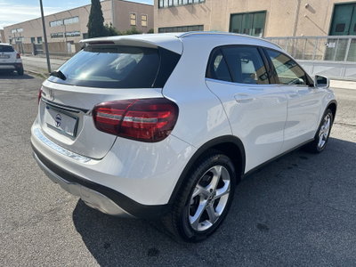 Mercedes-Benz GLA SUV 200 d Sport (6)