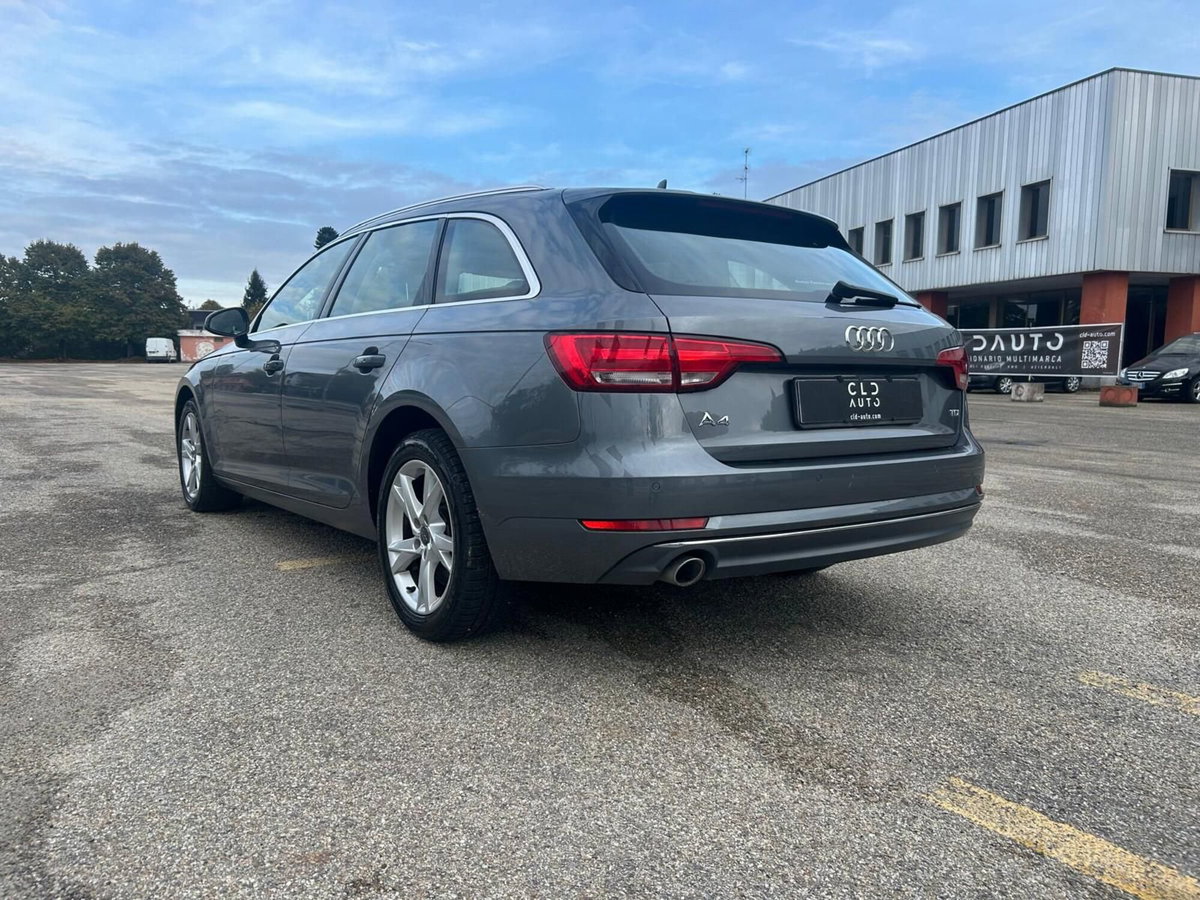 Audi A4 Avant 2.0 TDI 150 CV Business (2)