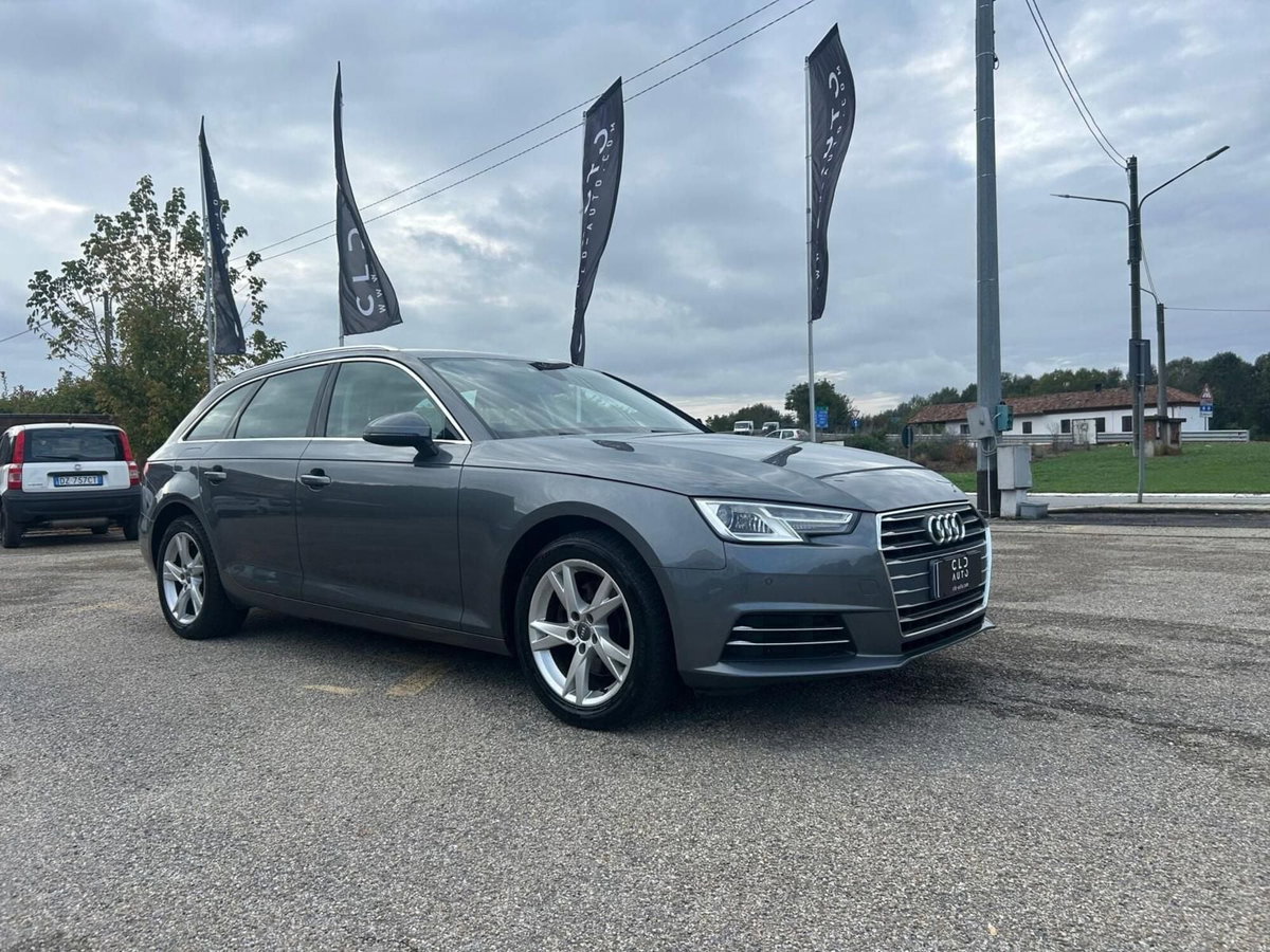 Audi A4 Avant 2.0 TDI 150 CV Business (5)