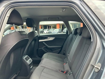 Audi A4 Avant 2.0 TDI 150 CV Business (8)