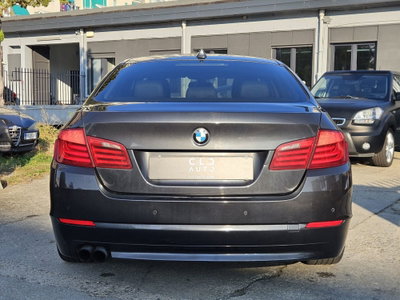 BMW Serie 5 520d Futura (5)