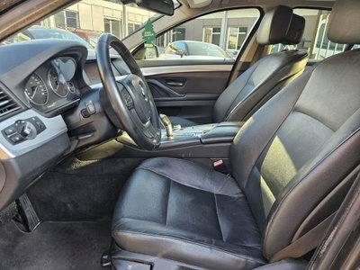 BMW Serie 5 520d Futura (7)