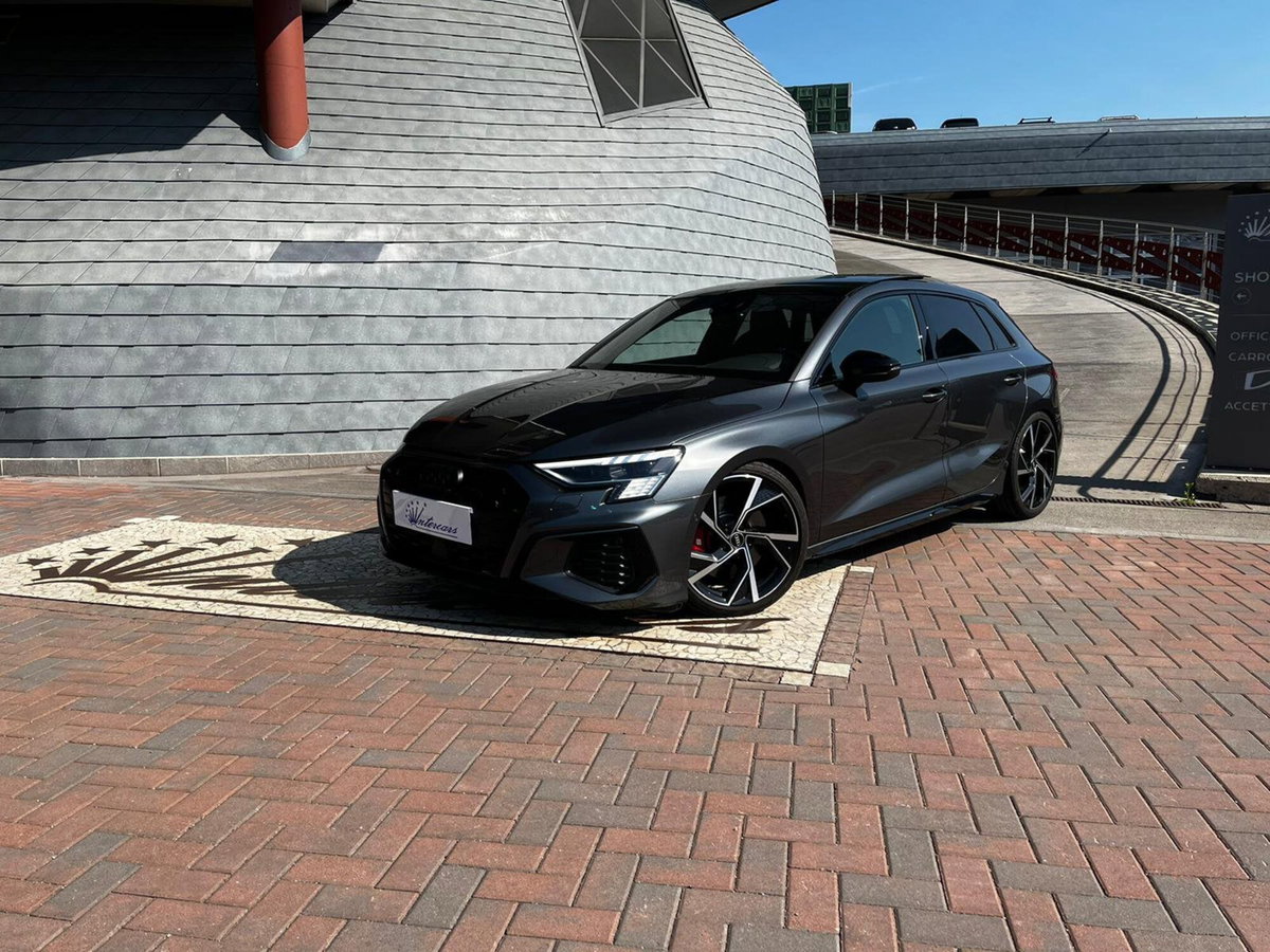 Audi S3 Sedan 2.0 TFSI quattro