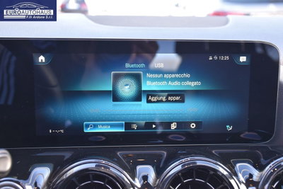 Mercedes-Benz GLA SUV 200 d Business Extra auto (12)