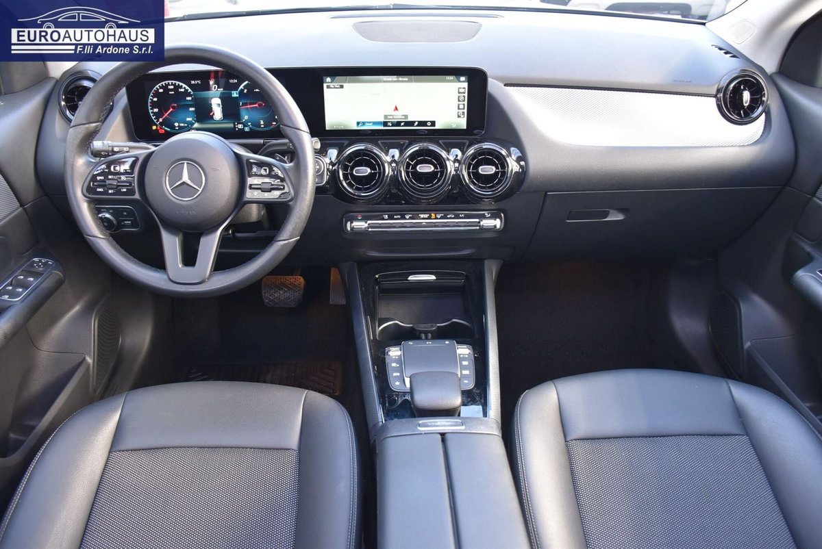 Mercedes-Benz GLA SUV 200 d Business Extra auto (6)