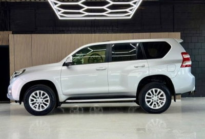 Toyota Land Cruiser 2.8 D4-D 5 porte Lounge (5)