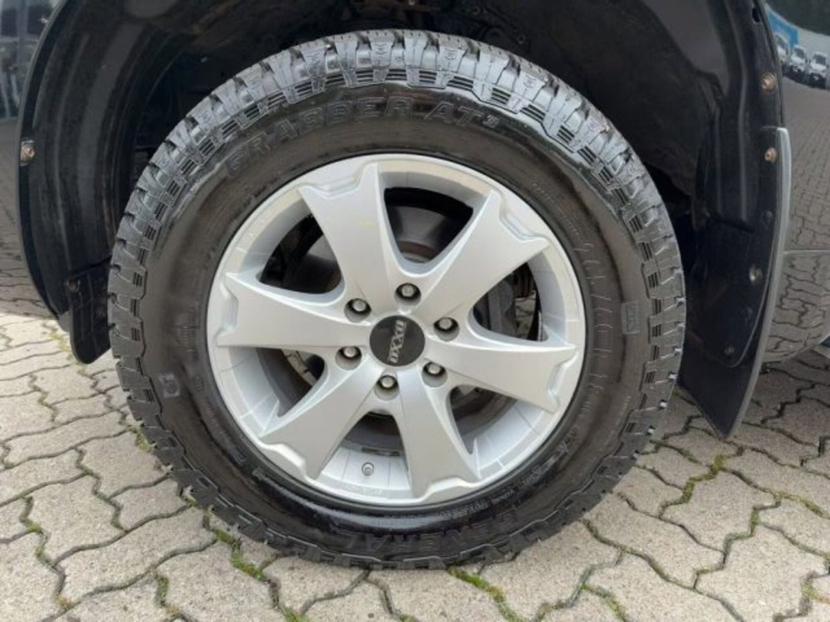 Toyota Land Cruiser 2.8 D4-D 5 porte Lounge (7)