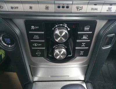 Toyota Land Cruiser 2.8 D4-D 5 porte Lounge (13)