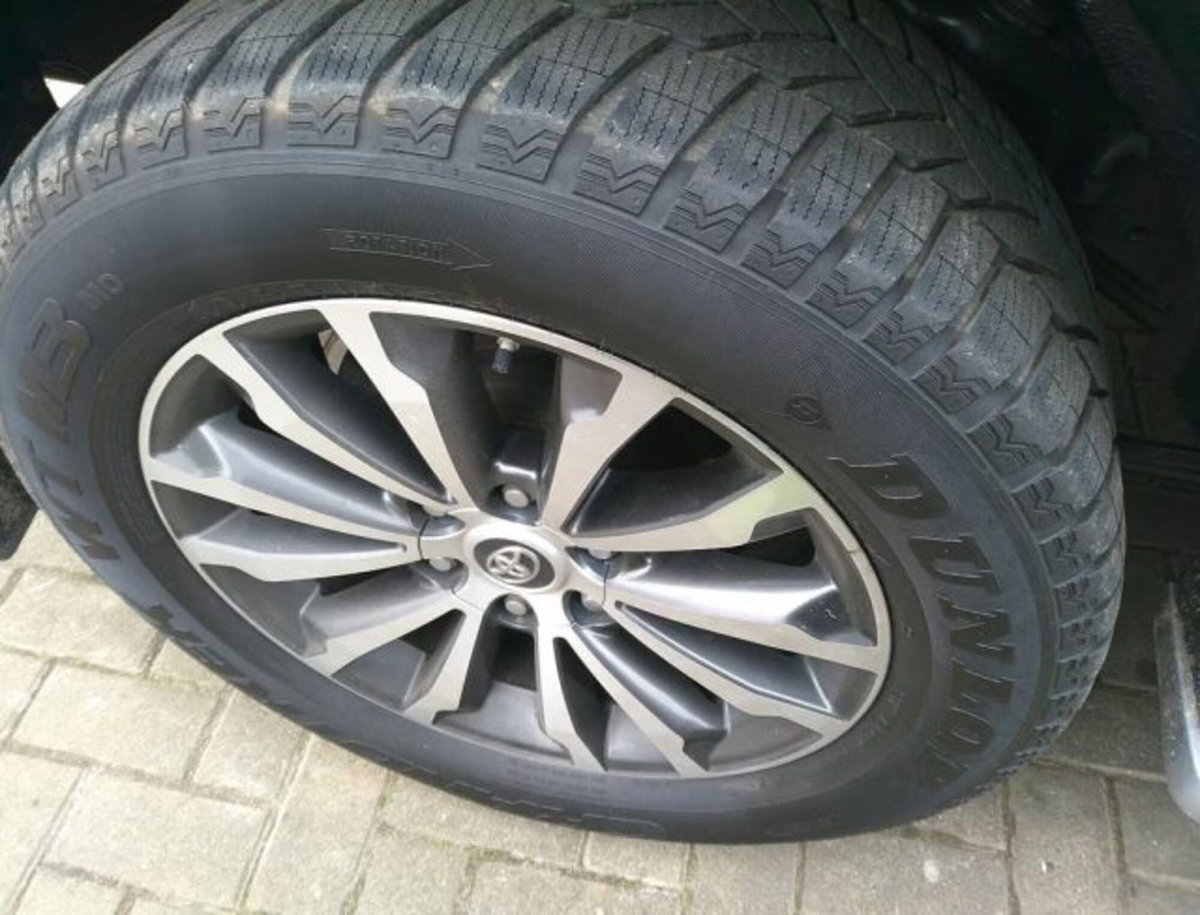 Toyota Land Cruiser 2.8 D4-D 5 porte Lounge (20)