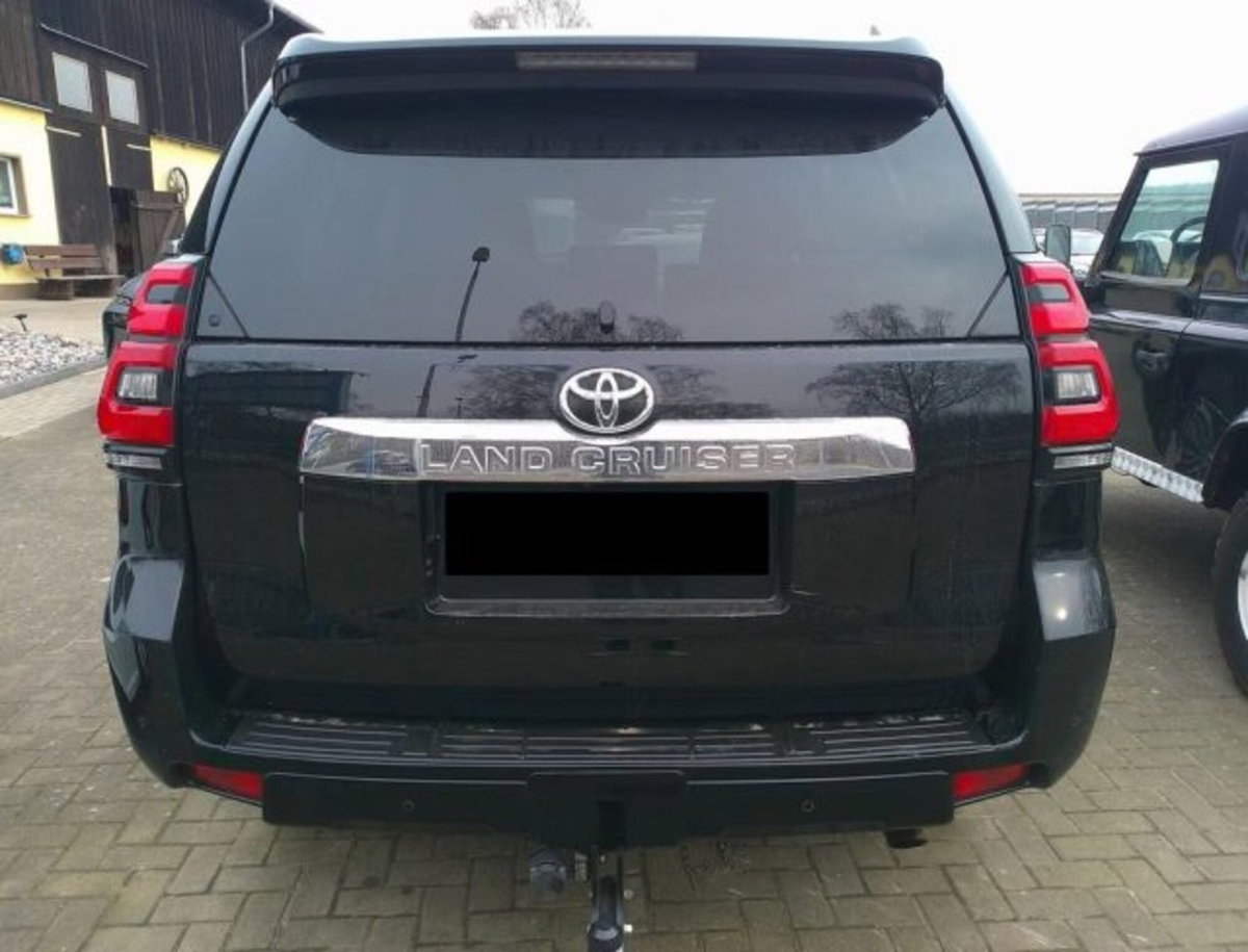 Toyota Land Cruiser 2.8 D4-D 5 porte Lounge (5)