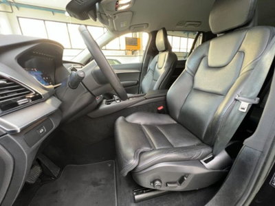 Volvo XC90 B5 (d) AWD automatico 7 posti Core (10)