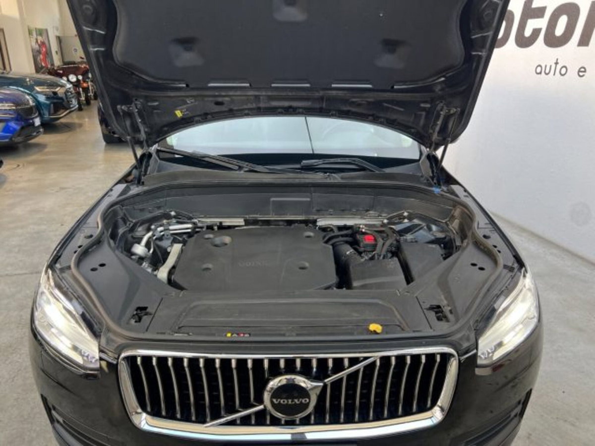 Volvo XC90 B5 (d) AWD automatico 7 posti Core (20)