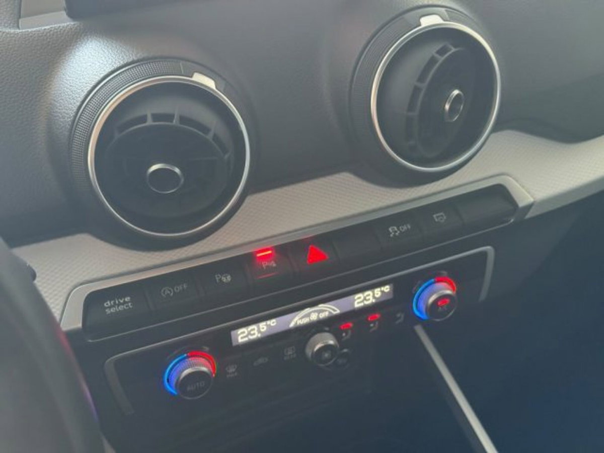 Audi Q2 Q2 35 TFSI S tronic Admired (13)