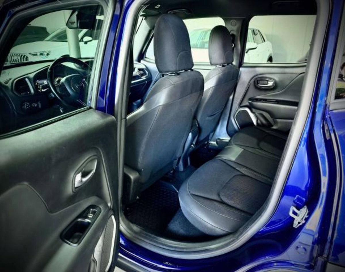 Jeep Renegade 1.6 Mjt DDCT 120 CV Limited (10)