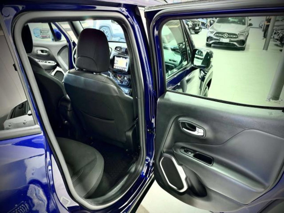 Jeep Renegade 1.6 Mjt DDCT 120 CV Limited (11)