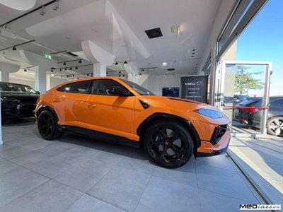 Lamborghini Urus 4.0 (2)