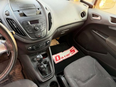 Ford Transit Courier 1.5 TDCi 100CV  Entry (4)