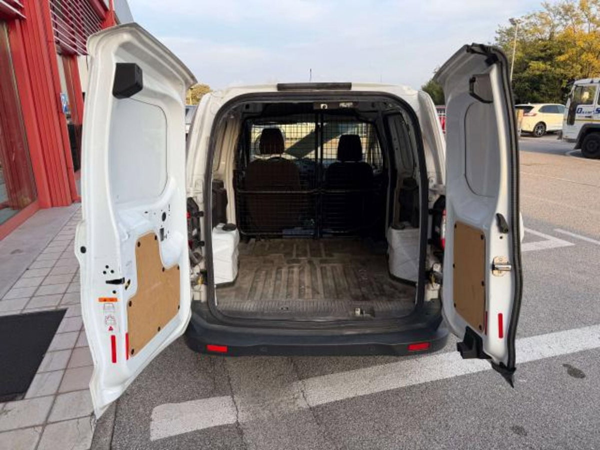 Ford Transit Courier 1.5 TDCi 100CV  Entry (6)
