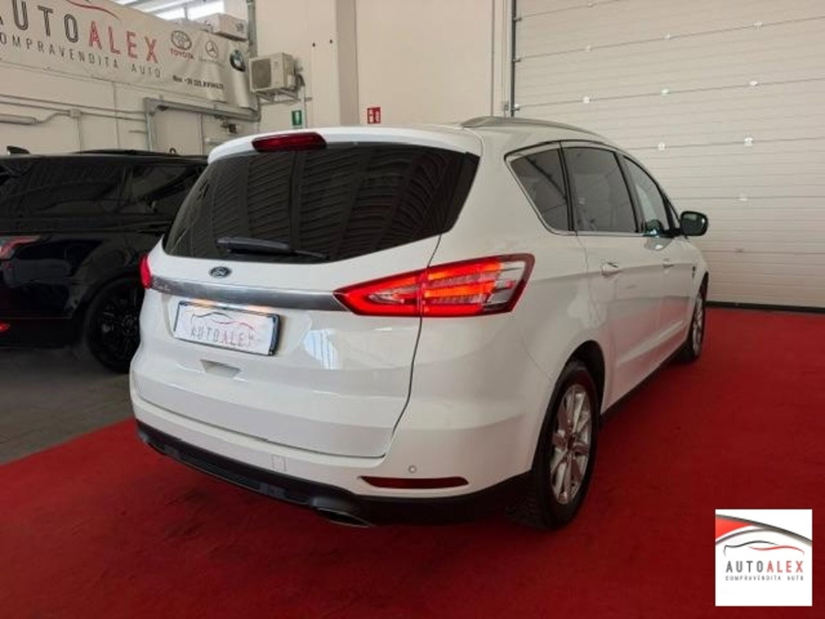 Ford S-Max 2.0 TDCi 180CV S&S Powershift AWD Titanium Business (4)
