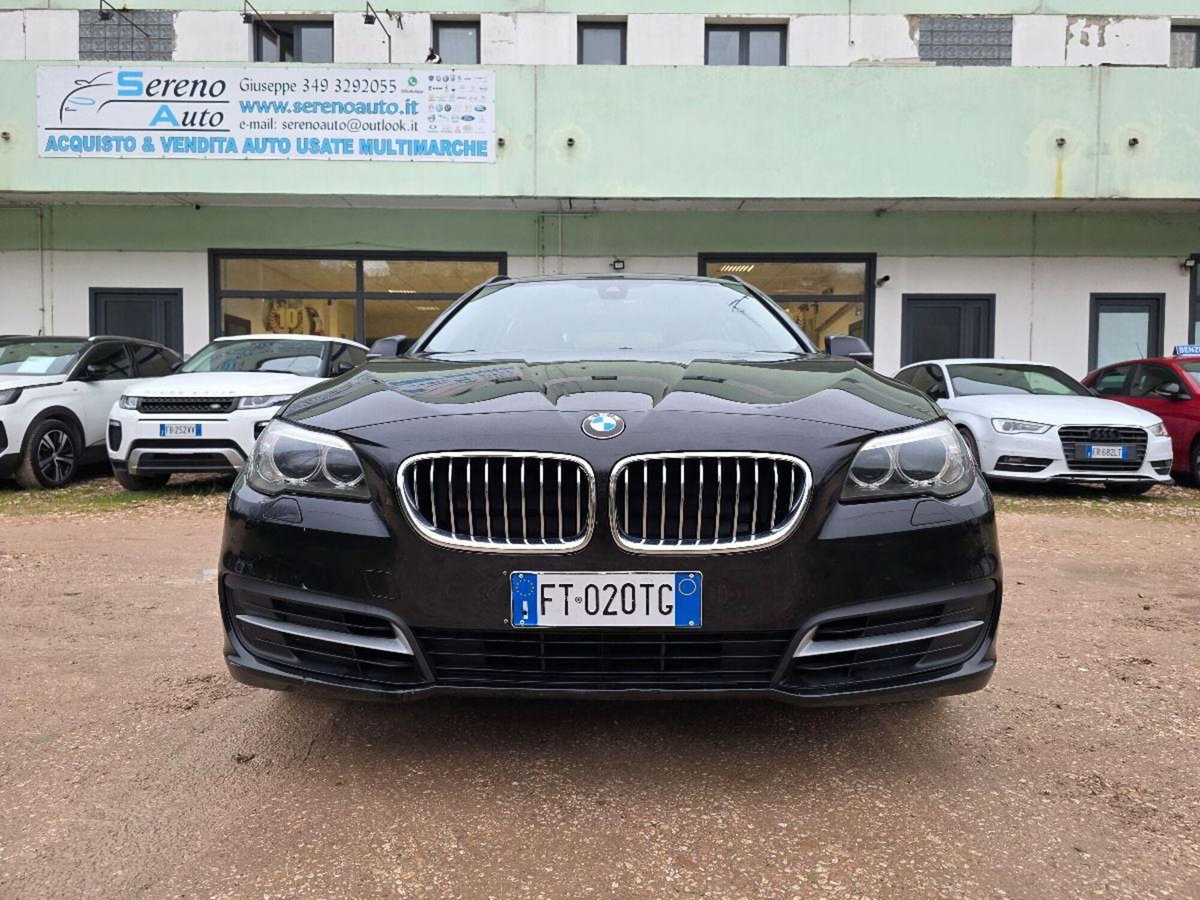 BMW Serie 5 Touring 520d  Msport (2)