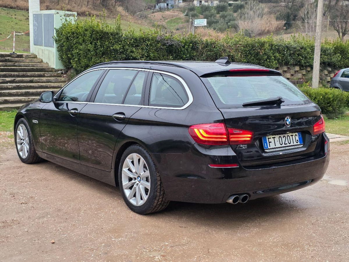 BMW Serie 5 Touring 520d  Msport (7)