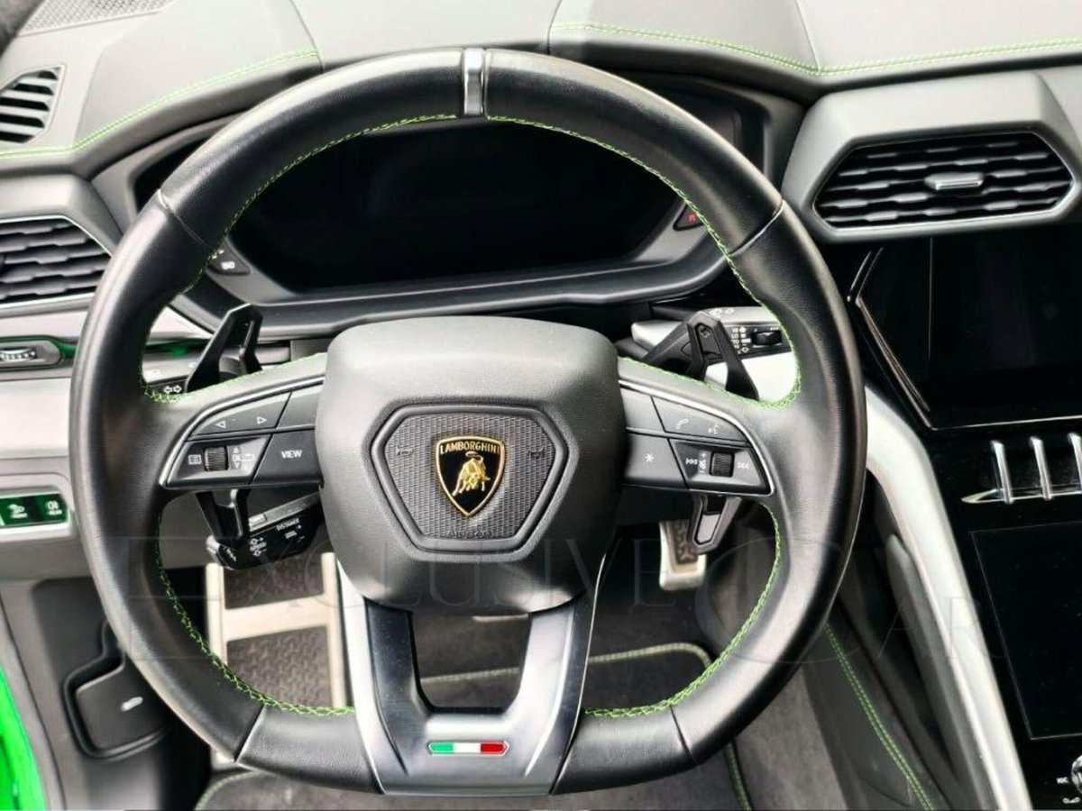 Lamborghini Urus 4.0 (10)