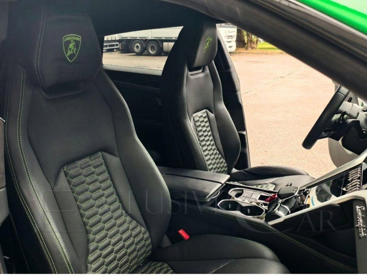 Lamborghini Urus 4.0 (6)
