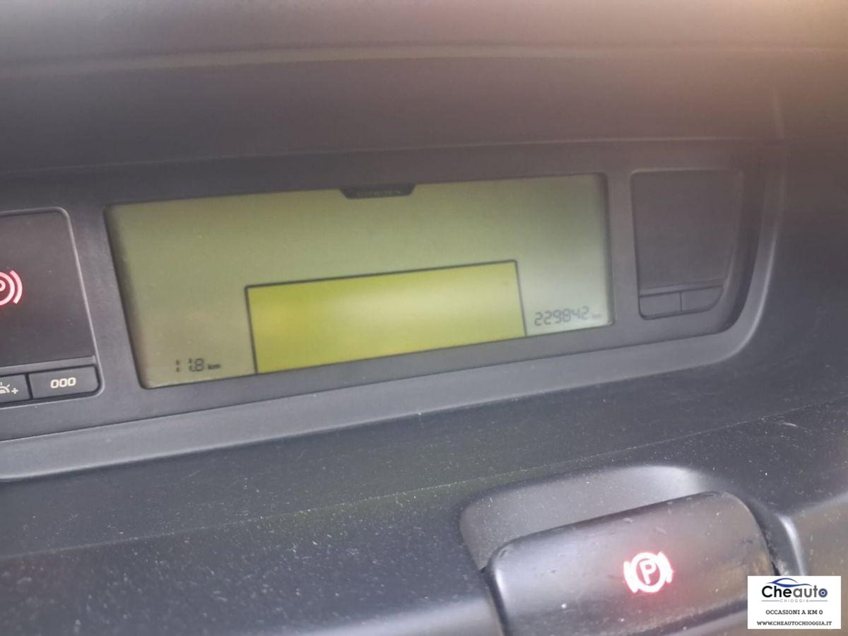 Citroen C4 Gran Picasso 1.6 HDi 110 FAP CMP6 Seduction (7)
