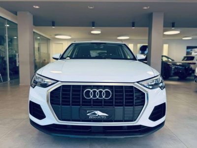 Audi Q3 35 2.0 tdi s-tronic (2)