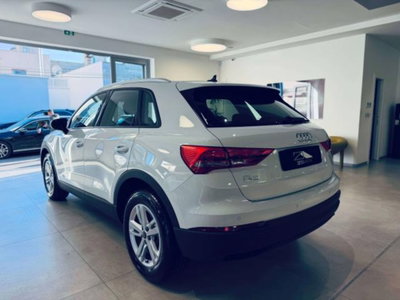 Audi Q3 35 2.0 tdi s-tronic (6)