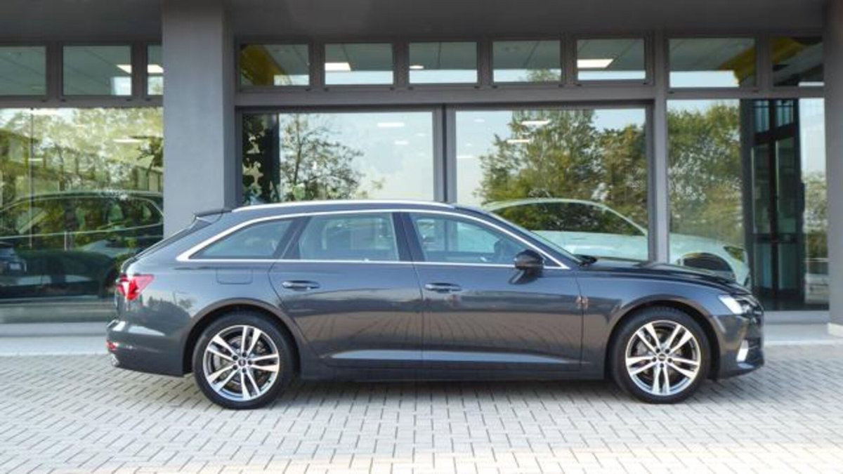 Audi A6 Avant 40 2.0 tdi mhev 12V Business quattro s-tronic (4)