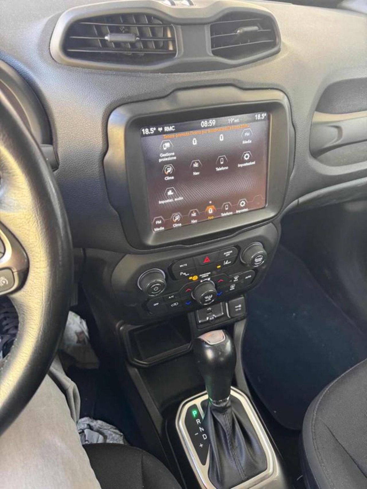 Jeep Renegade 1.0 T3 Limited (6)