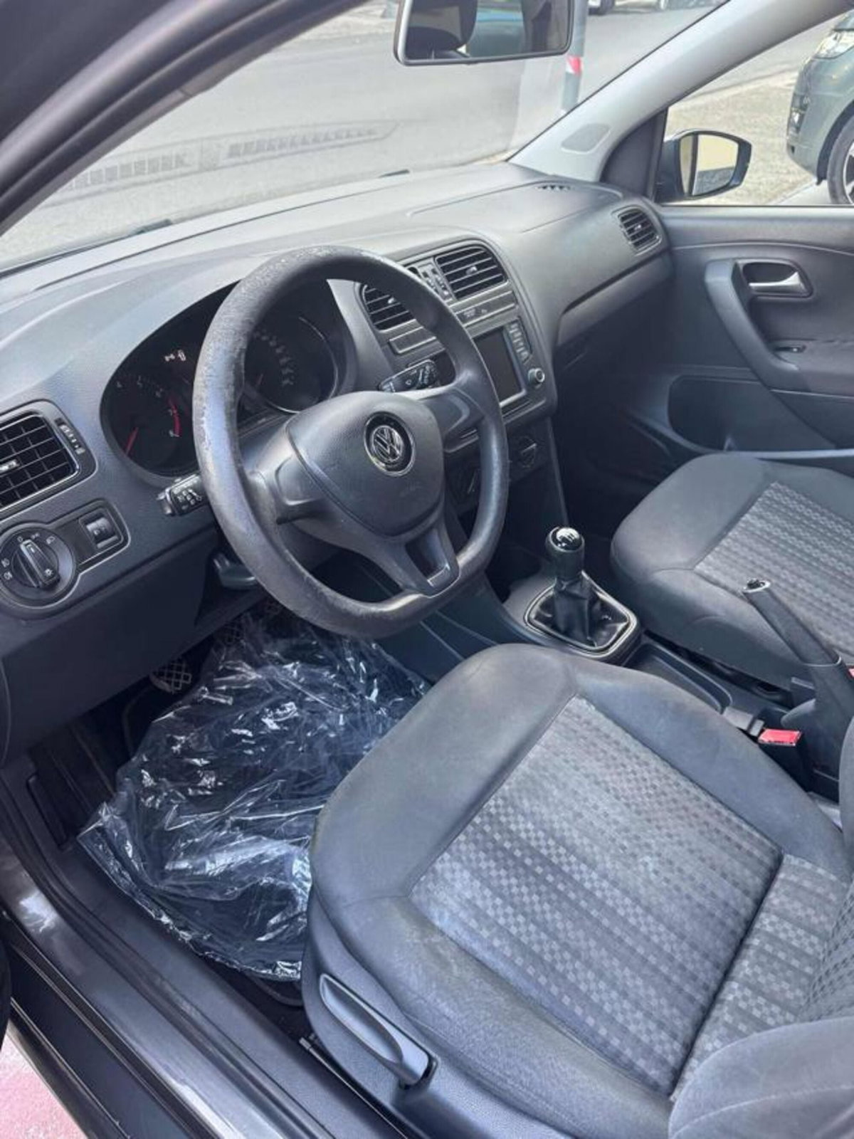 Volkswagen Polo 1.0 MPI 5p. Trendline (9)