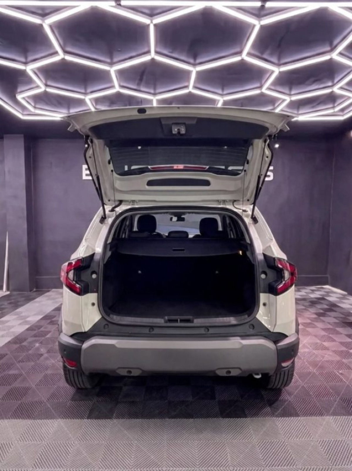 Dacia Duster 1.0 Eco-G Journey 100cv (4)