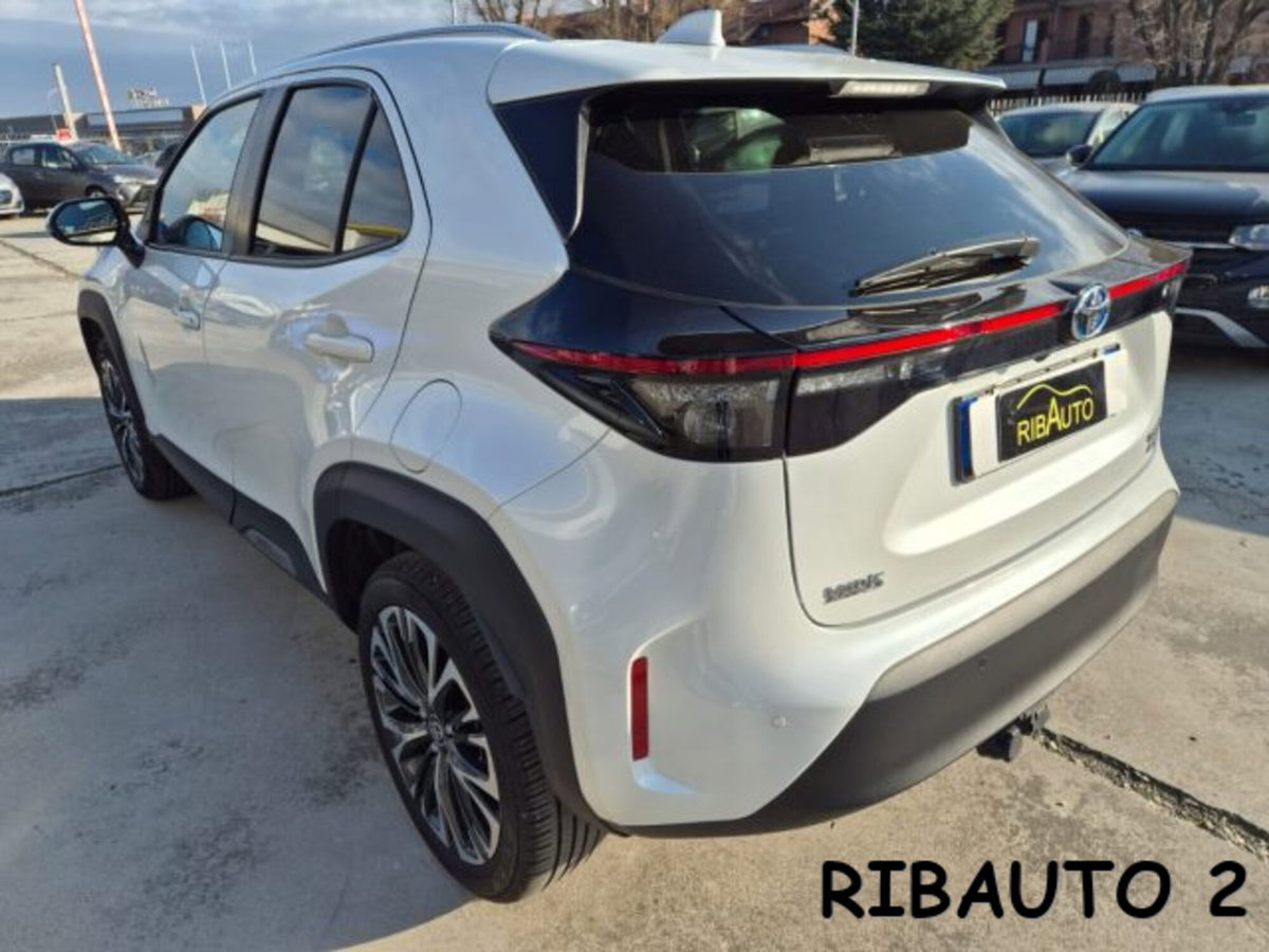 Toyota Yaris Cross 1.5 Hybrid 5p. E-CVT AWD-i Lounge (10)
