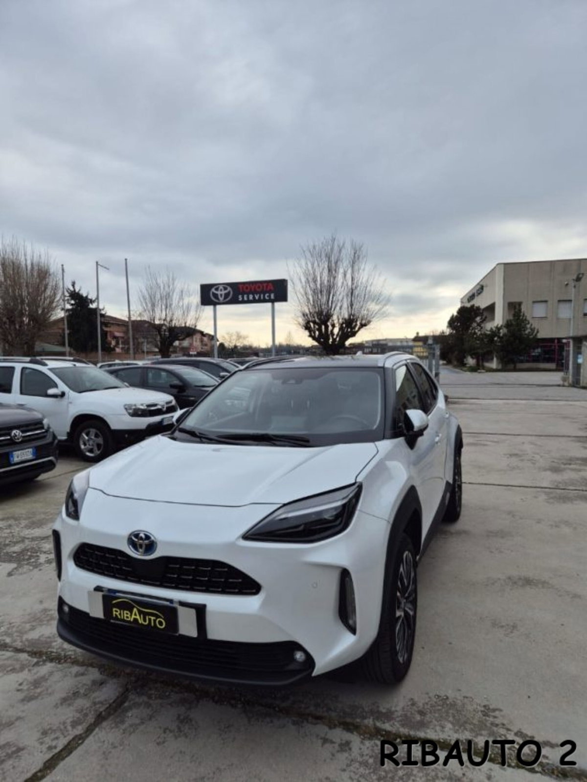 Toyota Yaris Cross 1.5 Hybrid 5p. E-CVT AWD-i Lounge (12)