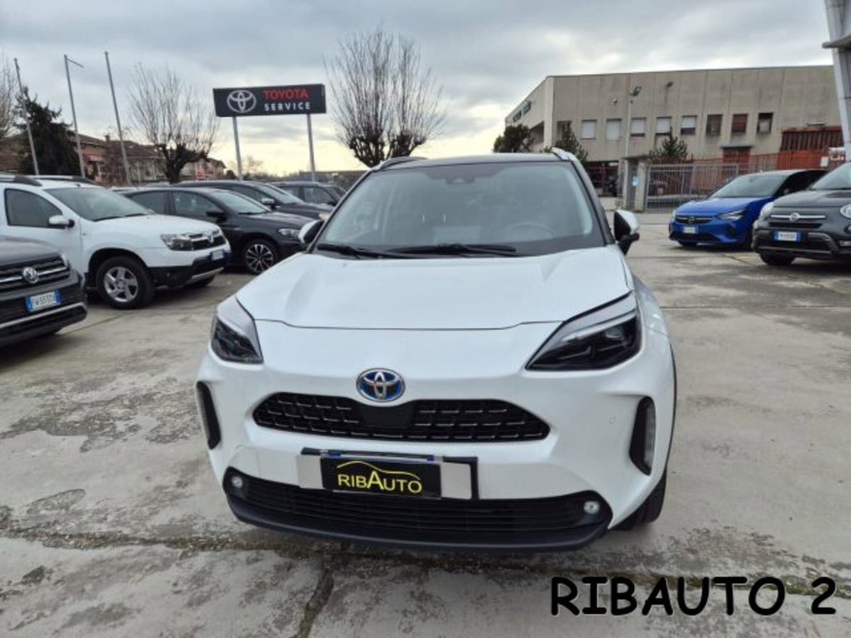 Toyota Yaris Cross 1.5 Hybrid 5p. E-CVT AWD-i Lounge (4)