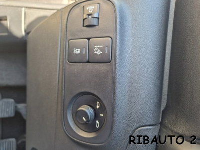 Citroen C3 PureTech 82 GPL Shine (17)